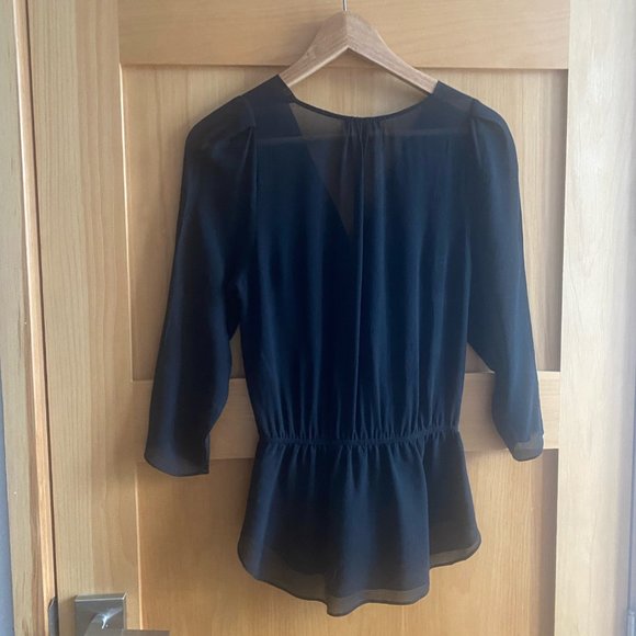 Babaton 100% silk blouse - Picture 3 of 3